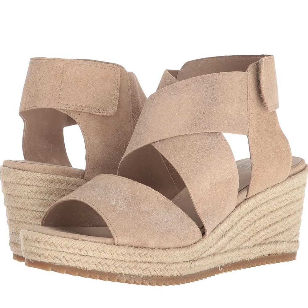 Eileen Fisher Willow 3 Light Gold Metallic Suede  Sandal size 8.5 shoes